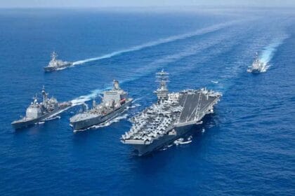 The US military targets Iranian oil tankers while they are docked... a new escalation threatens maritime security