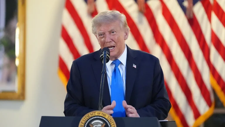 Trump criticizes Spain's immigration policy and warns of its bankruptcy