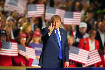 Rising prices pose a tough test for Republicans... Inflation threatens Trump's majority in Congress