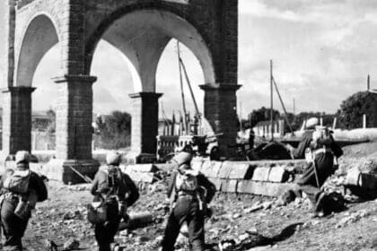 The Battle in Egypt That Halted Mussolini’s Ambitions: How the Italian Invasion Failed to Topple "Al-Mahrousa"?