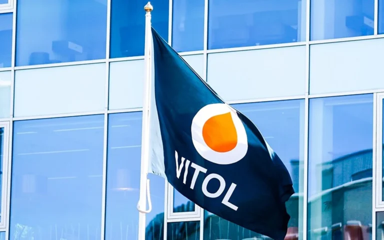 Uganda enlists Vitol to market its crude oil