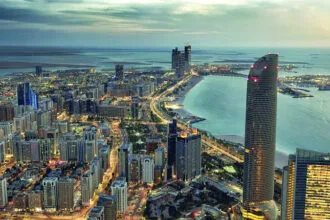 155 مليار درهم قيمة المعاملات العقارية في أبوظبي خلال 8 أشهر
