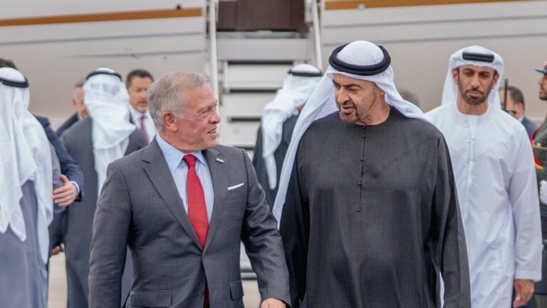 ملك الأردن يصل أبوظبي في زيارة أخوية إلى الإمارات