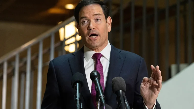 Rubio justifies oil cooperation with Venezuela and affirms continued political pressure
