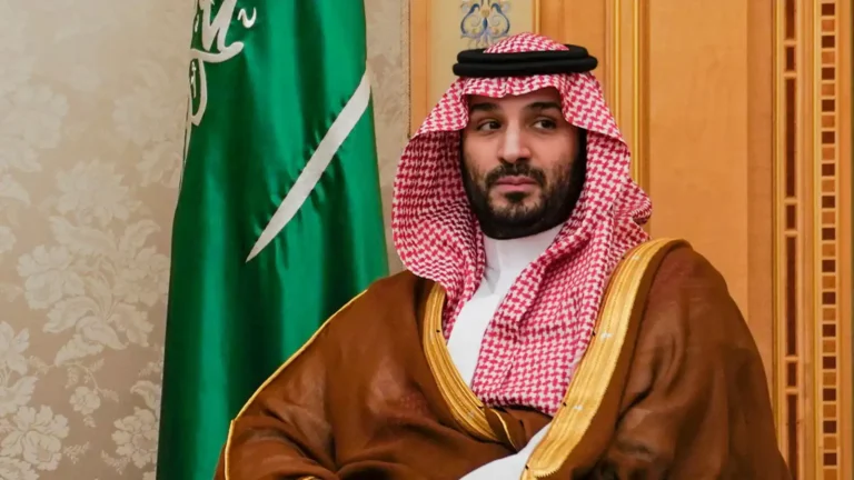Saudi Crown Prince receives US Central Command chief in Jeddah amidst Houthi attacks